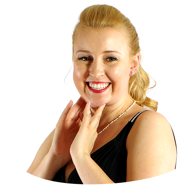 Charlotte strahlt am Ende des Abschnitts Beispiele für mein 3D-Design